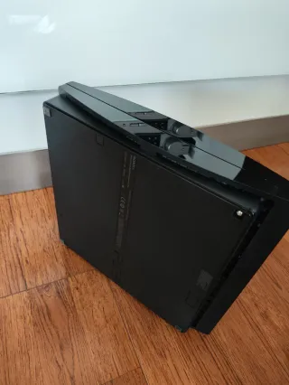 PlayStation 3 y 3 juegos