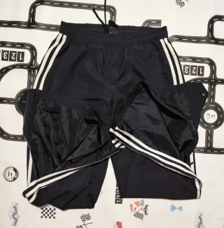 Pantalón chándal Adidas negro con rayas blancas