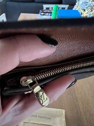 Portafoglio Louis Vuitton Sarah Compact