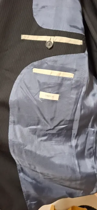 Traje azul raya diplomática