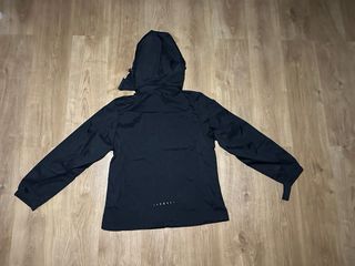 Chaqueta Under Armour Negra