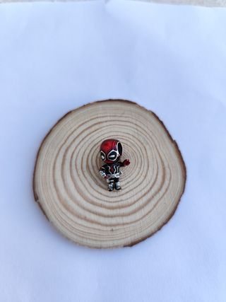 Charm Deadpool para pulsera Pandora