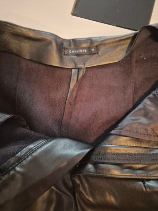 Pantalones cortos efecto piel Talla M