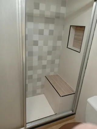 Albañil / Reformas /Alicatado/ homefix /tiles
