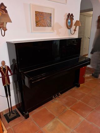 Piano Vertical ROSLER 113  Negro pulido