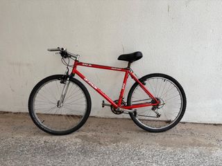 Bicicleta Decathlon 540 Roja
