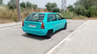 Citroen AX y Opel Kadett E AX y Kadett 1995