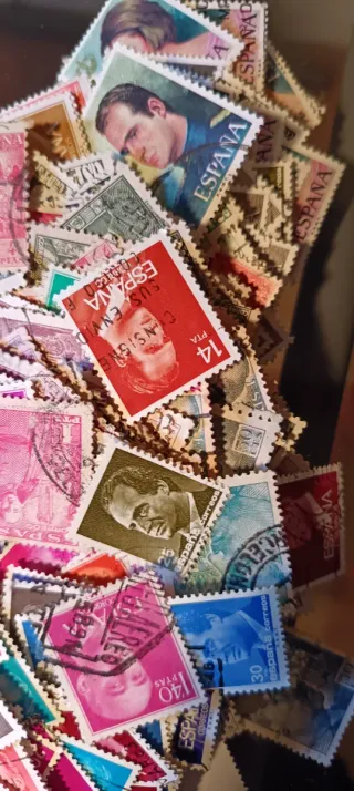 700 Sellos España Franco y Rey. Hay repetidos, usa