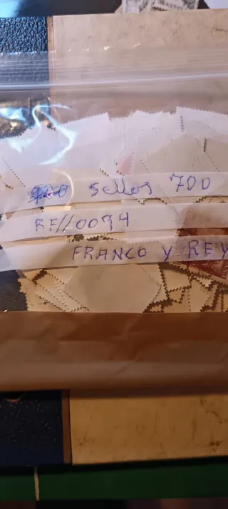 700 Sellos España Franco y Rey. Hay repetidos, usa