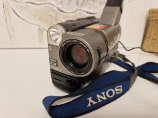 Videocámara Sony Handycam Hi8 Digital Zoom