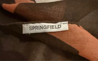 Foulard Springfield estrellas naranja y marrón