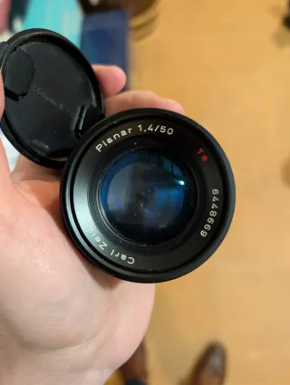 Objetivo Carl Zeiss Planar T 50mm f/1.4