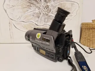 Videocámara Sony Handycam Hi8 CCD-TR810E