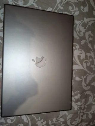 Computer Apple Grigio/Argento