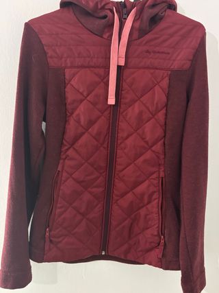 Chaqueta Quechua acolchada y polar