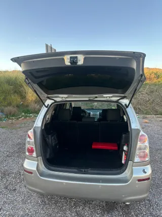 Toyota Corolla verso 2008