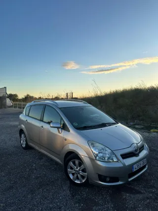Toyota Corolla verso 2008