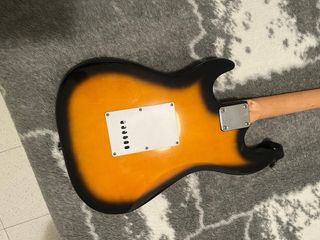 Guitarra Rochester Guitars