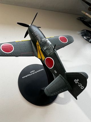 Maqueta avión 1/72