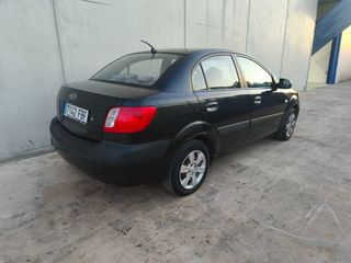 KIA Rio 2006