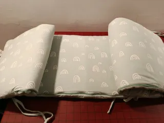 Protector barrotes cuna arcoíris