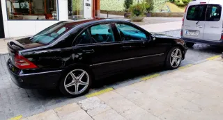 Mercedes-Benz Clase C 2005