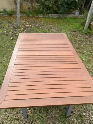 Mesa, 2 Sillones y 4 Sillas Terraza.