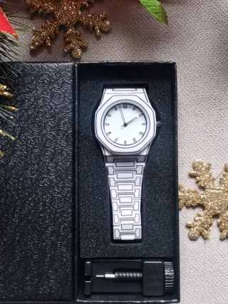 Oferta !Reloj tipo Milano Blanco y Negro