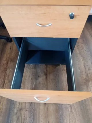 Mueble oficina 2 cajones con ruedas y llave