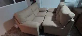 Sofá 2 y 3 plazas beige perfecto estado.