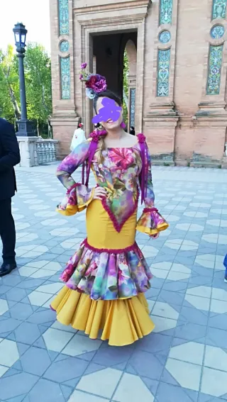 Traje de flamenca estampado floral