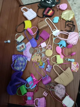 Accessori scarpe vestiti barbie 1 cadauno