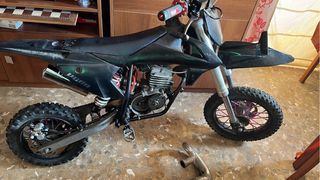 Replica ktm 50 refigerada por aire