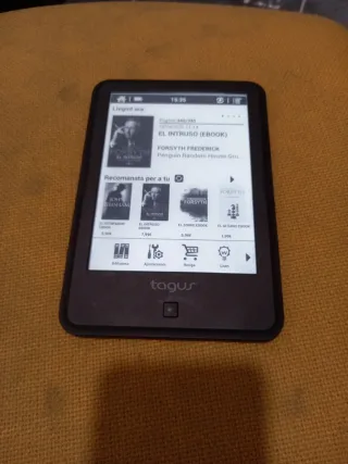 Tagus Lux E-reader