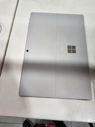 Microsoft Surface Pro 5 i5 Plata 250GB-8G
