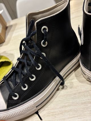 Converse Chuck Taylor Plataforma Piel