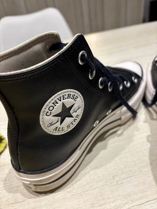 Converse Chuck Taylor Plataforma Piel