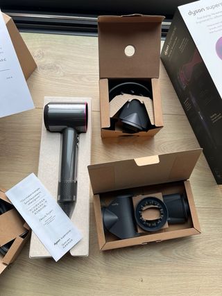Secador Dyson Supersonic Roxo