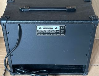 Amplificador Kobrat GA-20 20W Negro