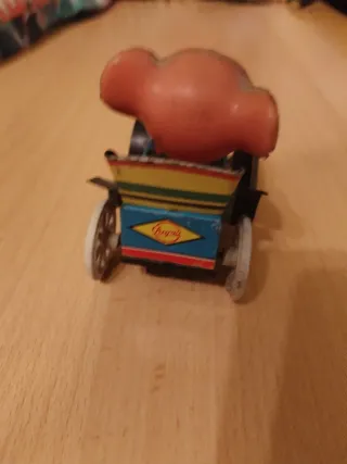 Coche Payva Hojalata Cuerda Años 70