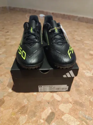 Botas Adidas F50 Club TF Talla 42.5 Nuevas