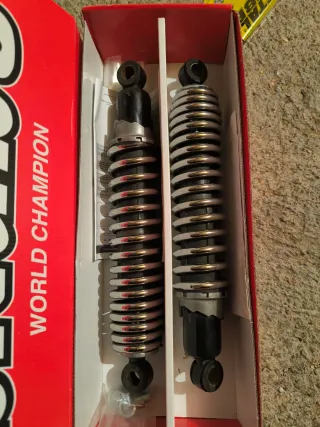 Amortiguadores Progressive Suspension