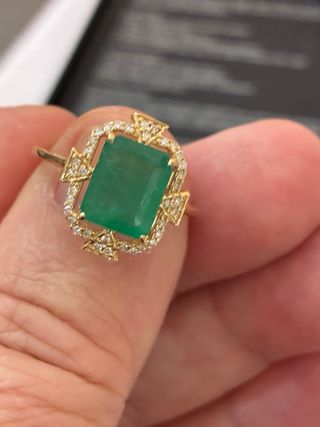 Anillo Oro Esmeralda y Diamantes Naturales