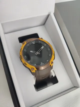 Garmin Instinct Crossover AMOLED