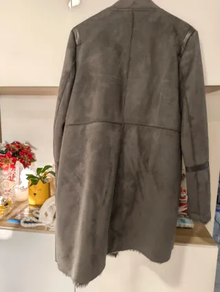 Cappotto ecopelle e pelliccia sintetica grigio M
