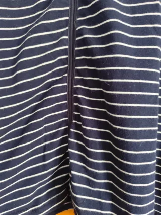 Camiseta de rayas azul y blanca talla XL