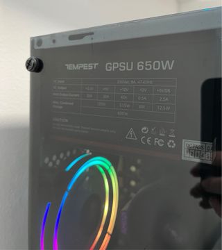 Torre PC Gaming MSI Blanca y Negra