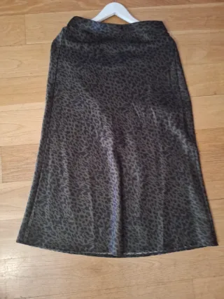 Falda estampada leopardo