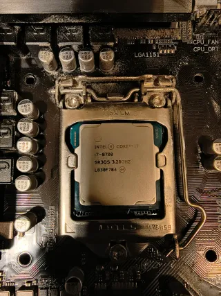 Gigabyte aorus Z370, RAM 16gb,i7 8700,