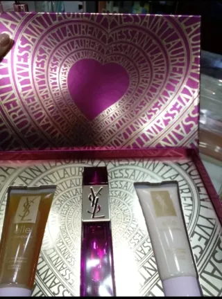 Set Elle Yves Saint Laurent 50ml + Latte + Shower
